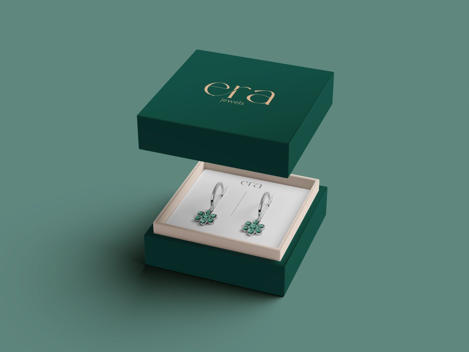 High-quality **product photography for ILAVI Cosmetics** by **Athma Creative**, capturing elegance, detail, and brand sophistication.